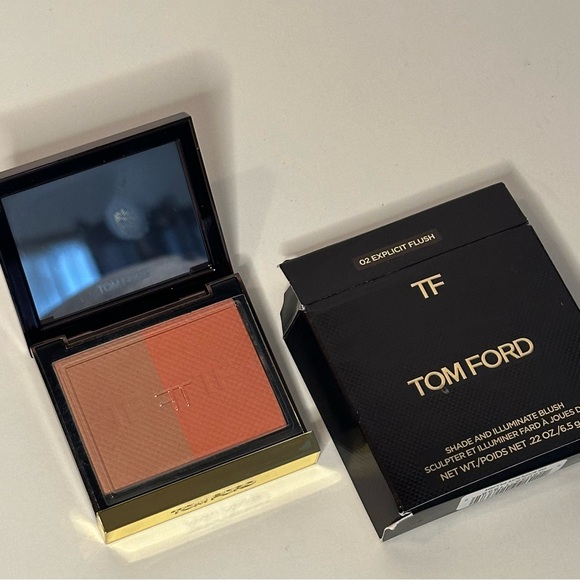 Tom Ford Shade & Illuminate Blush Duo Face Palette Shade 02 Explicit Flush NEW